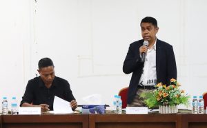 General Coordinator of the Office of Coordinating Minister for Economic Affairs (CMEA or MKAE in Tetum) meets with the institutional structure of Dili Convention Center (DCC, or CCD in Tetum).